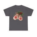 Cozy Christmas mittens T-shirt… Festive winter holiday tee