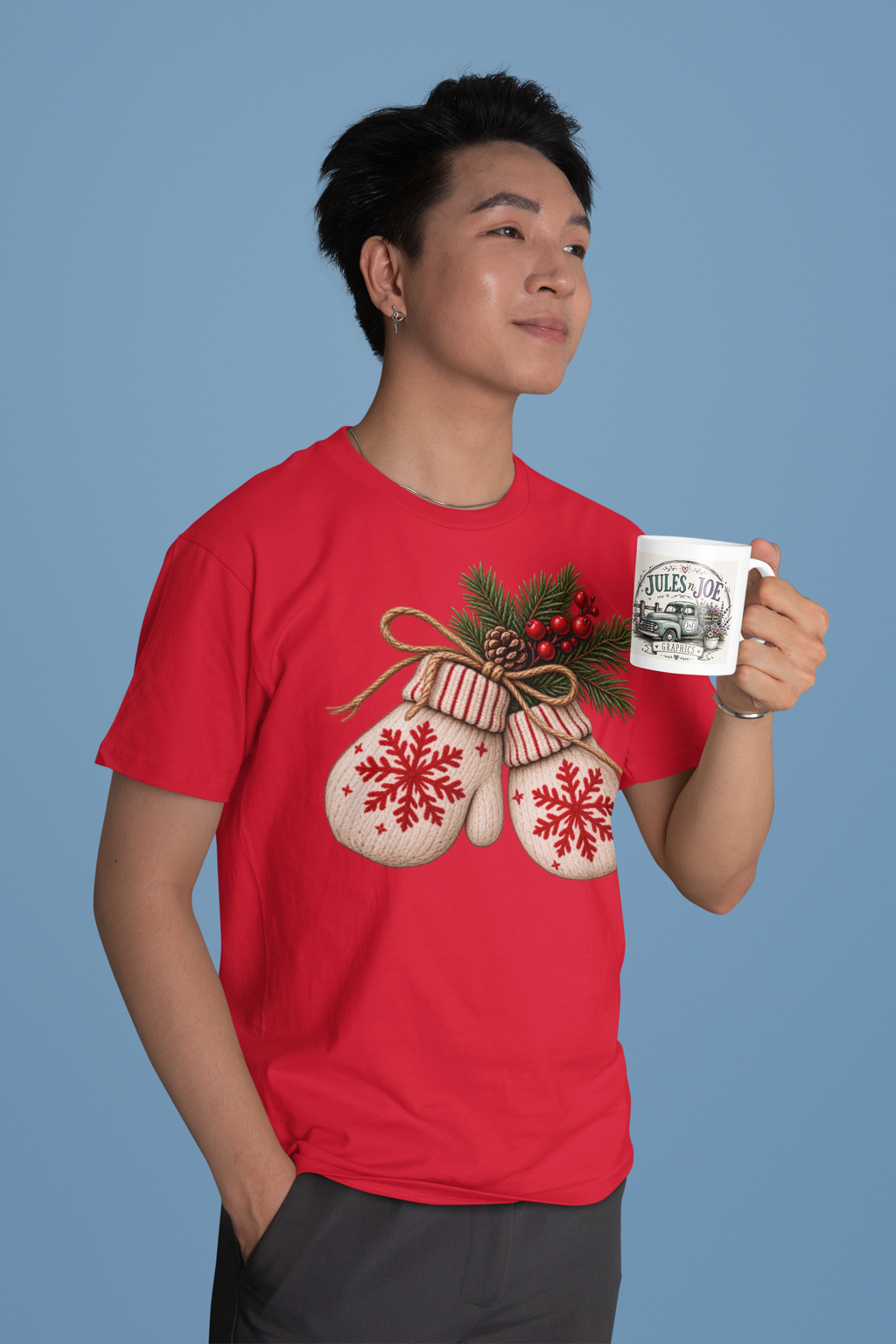 Cozy Christmas mittens T-shirt… Festive winter holiday tee