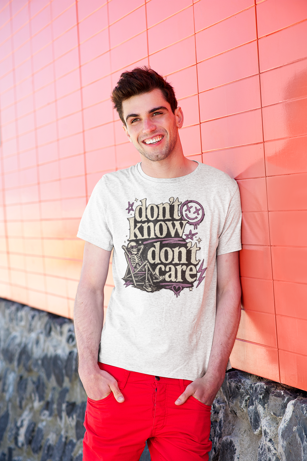 Don't Know Don't Care Graphic Tee